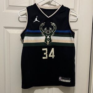 NBA Youth Milwaukee Bucks Giannis Antetokounmpo